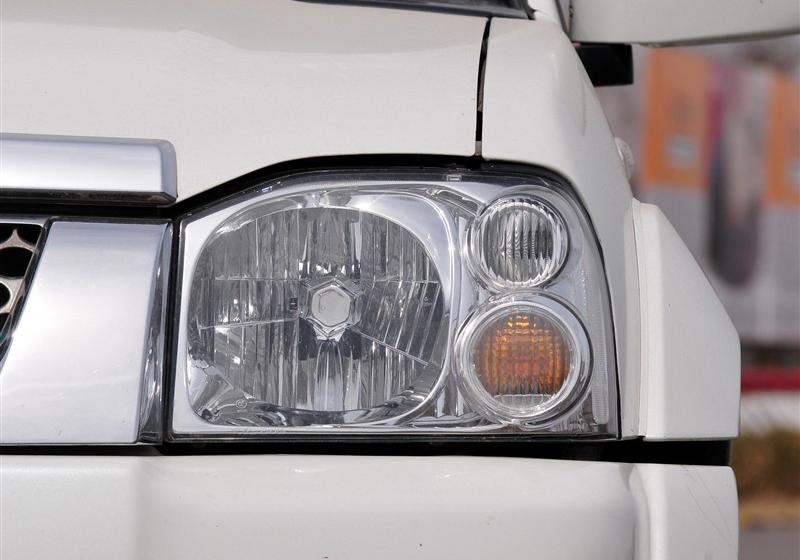 鄭州日產 帕拉丁 2006款 2.4 四驅標準型