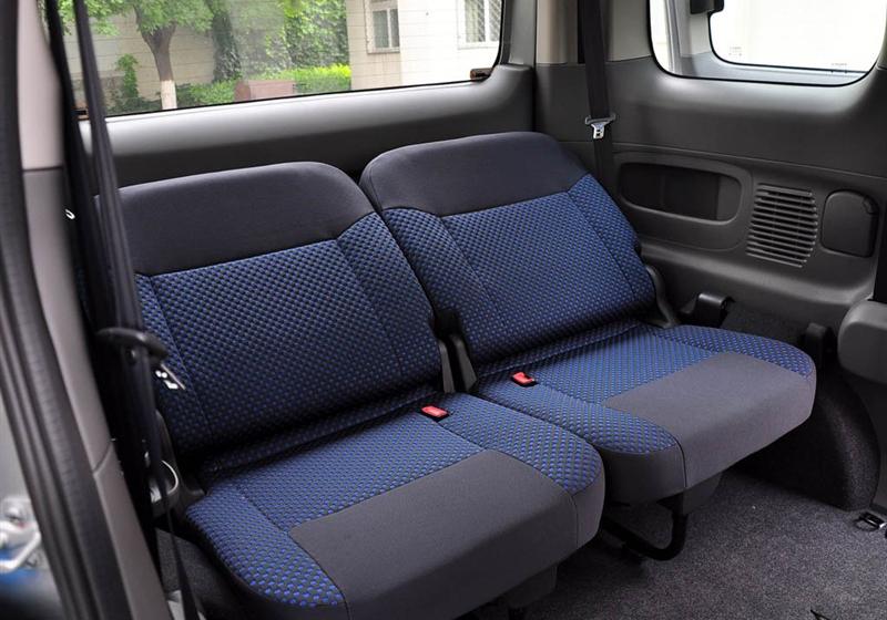 鄭州日產(chǎn) 日產(chǎn)NV200 2010款 1.6 豪華型