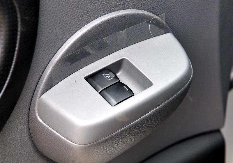 鄭州日產 日產NV200 2011款 1.6 尊雅型 232座