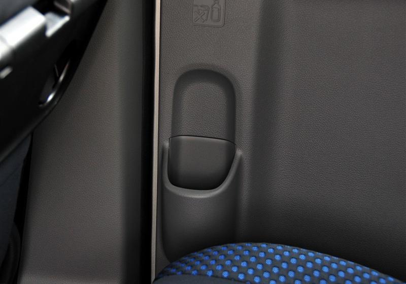 鄭州日產(chǎn) 日產(chǎn)NV200 2011款 1.6 尊貴型 223座