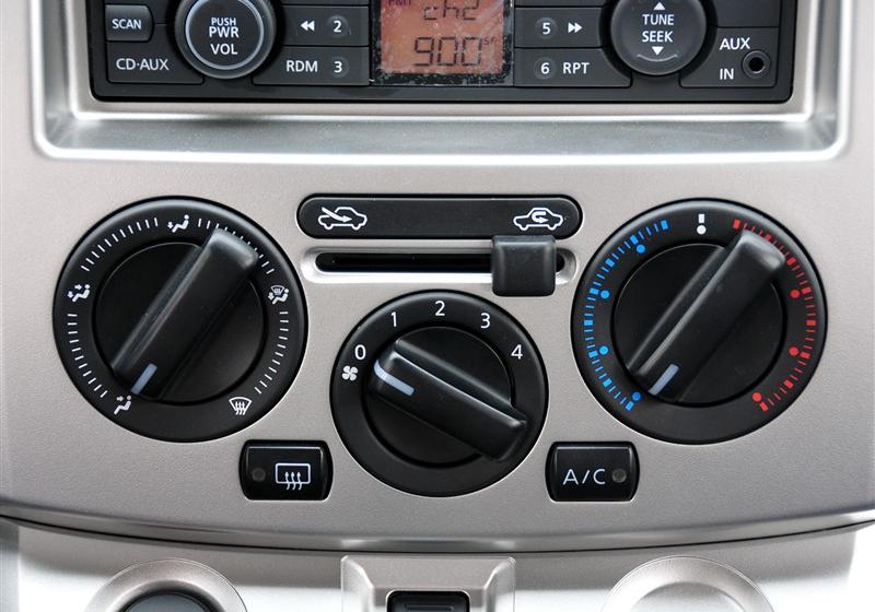 鄭州日產 日產NV200 2011款 1.6 尊貴型 223座