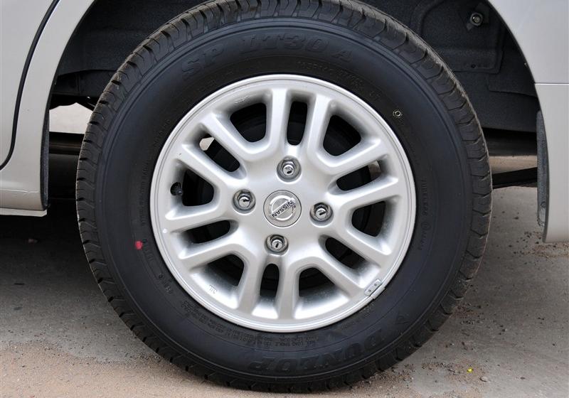 鄭州日產(chǎn) 日產(chǎn)NV200 2011款 1.6 尊貴型 223座