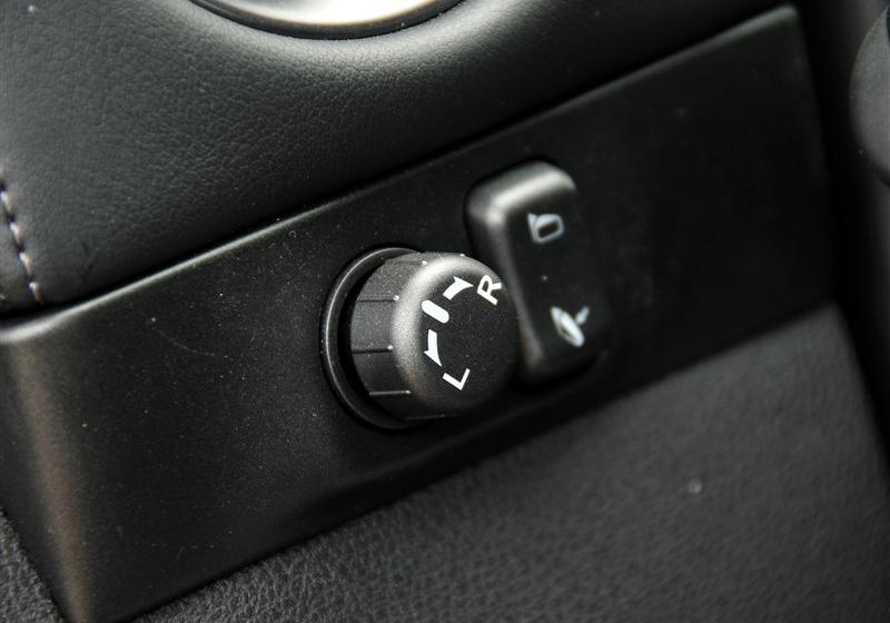 日產(chǎn)(進(jìn)口) 日產(chǎn)GT-R 2012款 3.8T Premium Edition