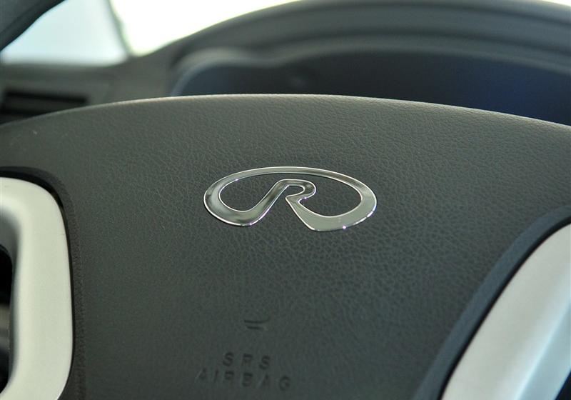 奇瑞汽車 威麟H3 2011款 2.0T 豪華型