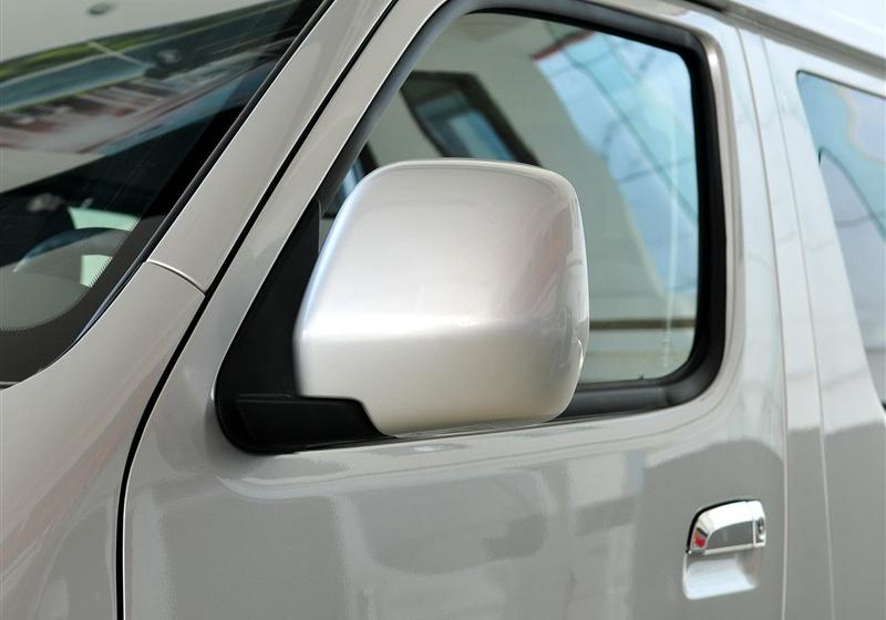 奇瑞汽車 威麟H3 2011款 2.0T 豪華型