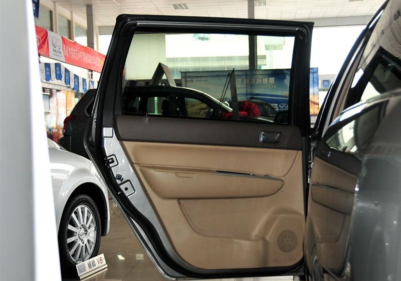 奇瑞汽車 威麟V5 2009款 2.0L 5MT 豪華型