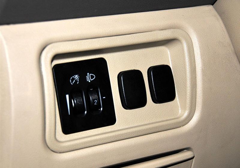 奇瑞汽車 威麟V5 2009款 2.0L 5MT 豪華型