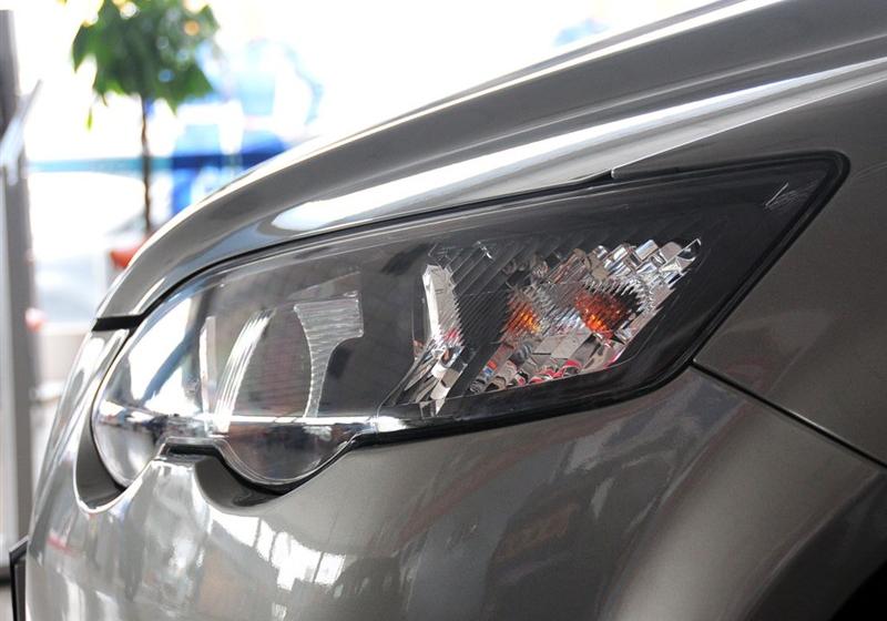 奇瑞汽車 威麟V5 2009款 2.0L 5MT 豪華型