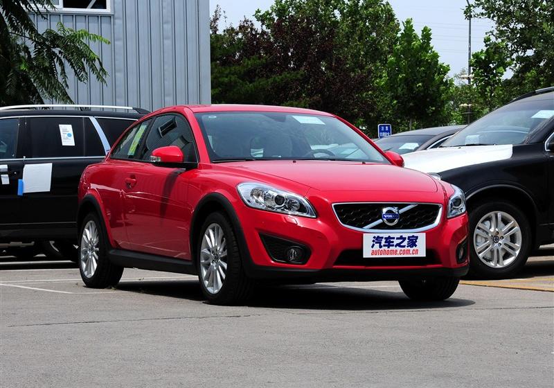 沃爾沃(進(jìn)口) 沃爾沃C30 2012款 2.0 Aktiv 樂(lè)動(dòng)套裝版