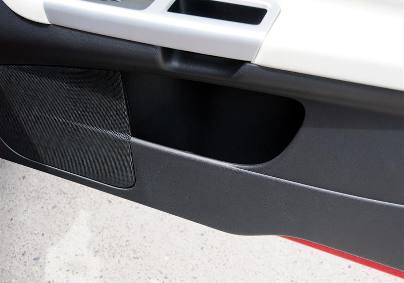 沃爾沃(進口) 沃爾沃C30 2012款 2.0 Aktiv 樂動套裝版