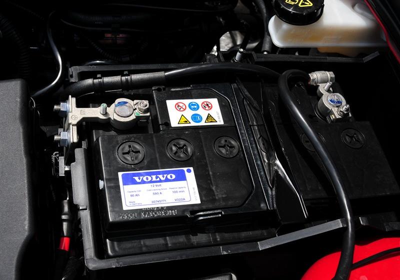 沃爾沃(進口) 沃爾沃C30 2012款 2.0 Aktiv 樂動套裝版