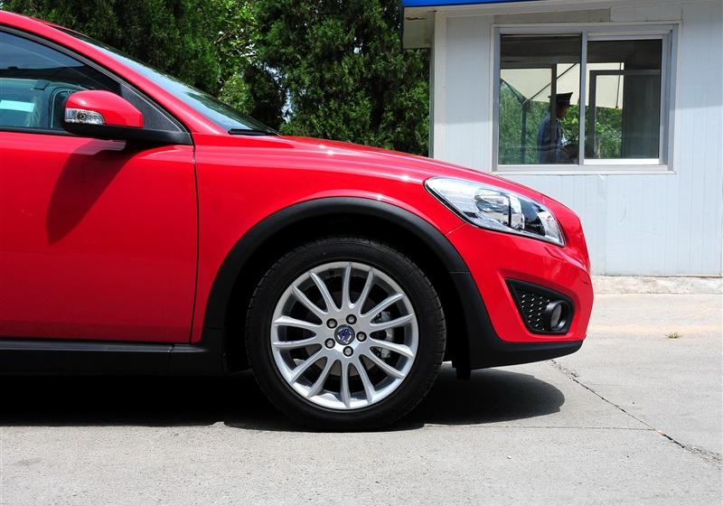 沃爾沃(進口) 沃爾沃C30 2012款 2.0 Aktiv 樂動套裝版