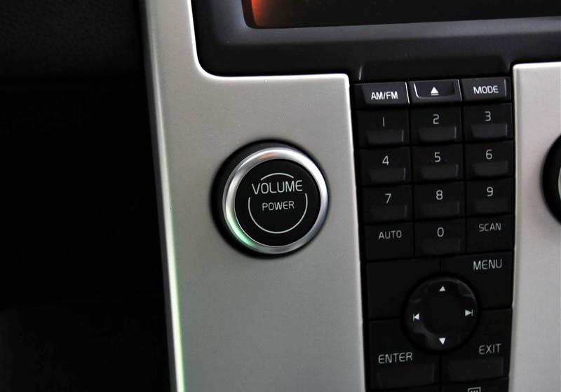 沃爾沃(進口) 沃爾沃C30 2012款 2.0 Aktiv 炫動套裝版