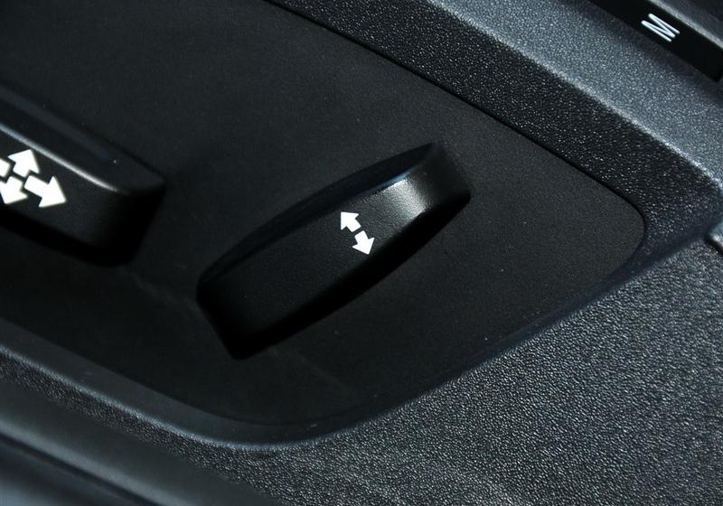 沃爾沃(進口) 沃爾沃C30 2011款 2.0 智尚版