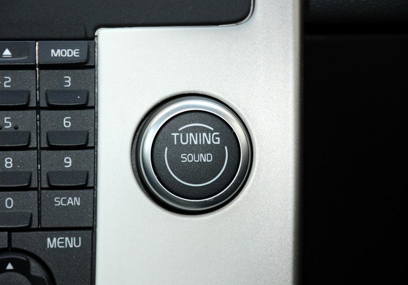 沃爾沃(進(jìn)口) 沃爾沃C30 2011款 2.0 智尚版