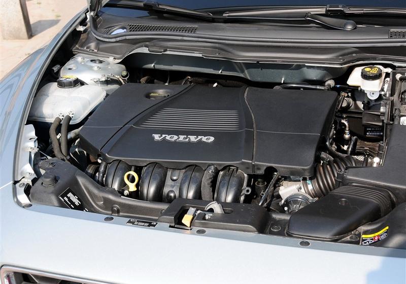 沃爾沃(進(jìn)口) 沃爾沃C30 2011款 2.0 智尚版