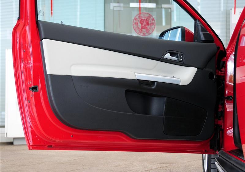 沃爾沃(進口) 沃爾沃C30 2011款 2.0 智雅版