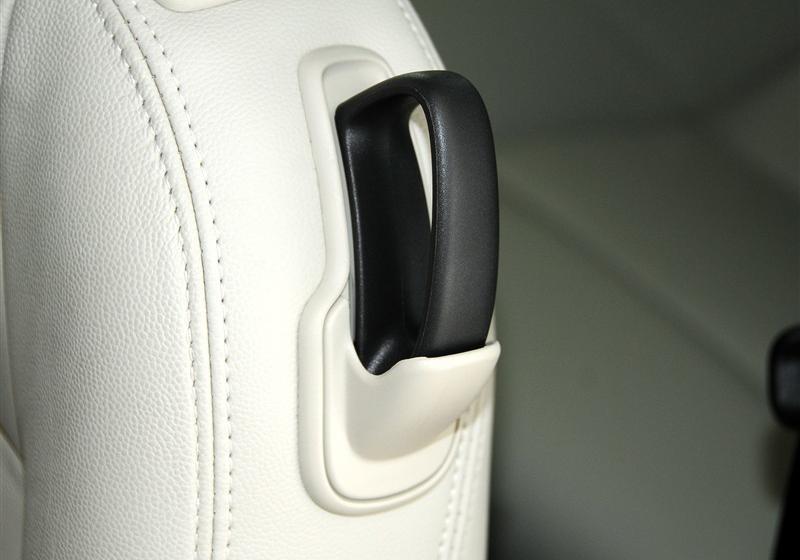 沃爾沃(進(jìn)口) 沃爾沃C30 2011款 2.0 智雅版