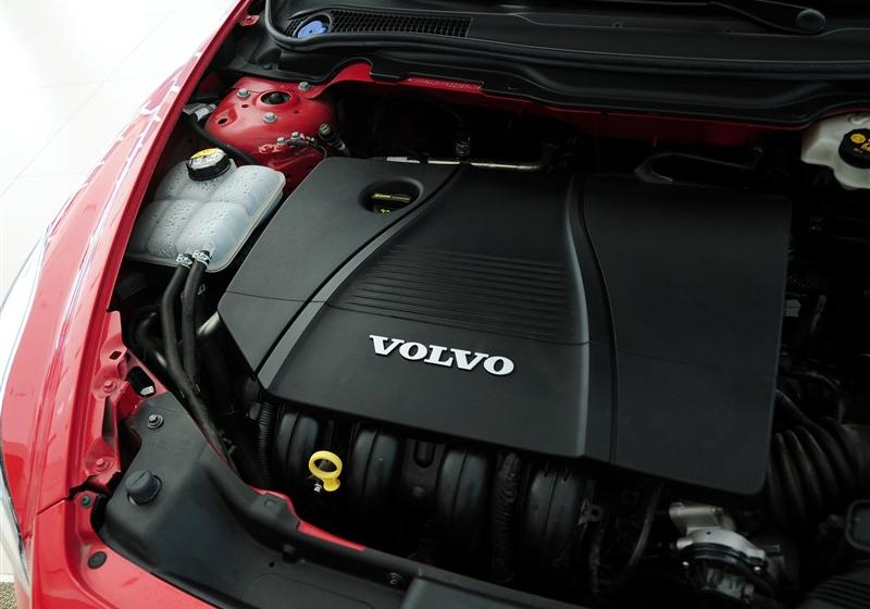 沃爾沃(進口) 沃爾沃C30 2011款 2.0 智雅版