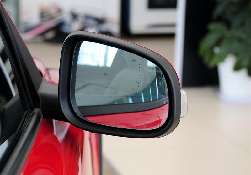 沃爾沃(進口) 沃爾沃C30 2011款 2.0 智雅版