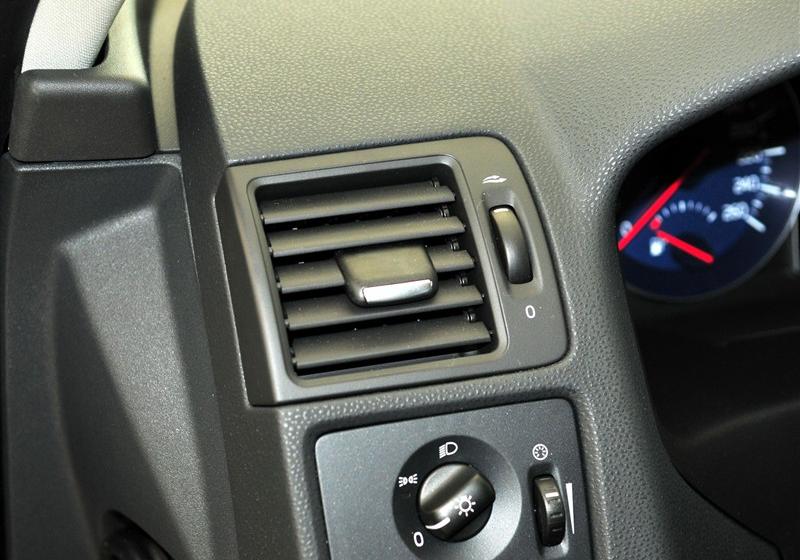 沃爾沃(進口) 沃爾沃C30 2011款 2.0 R-Design