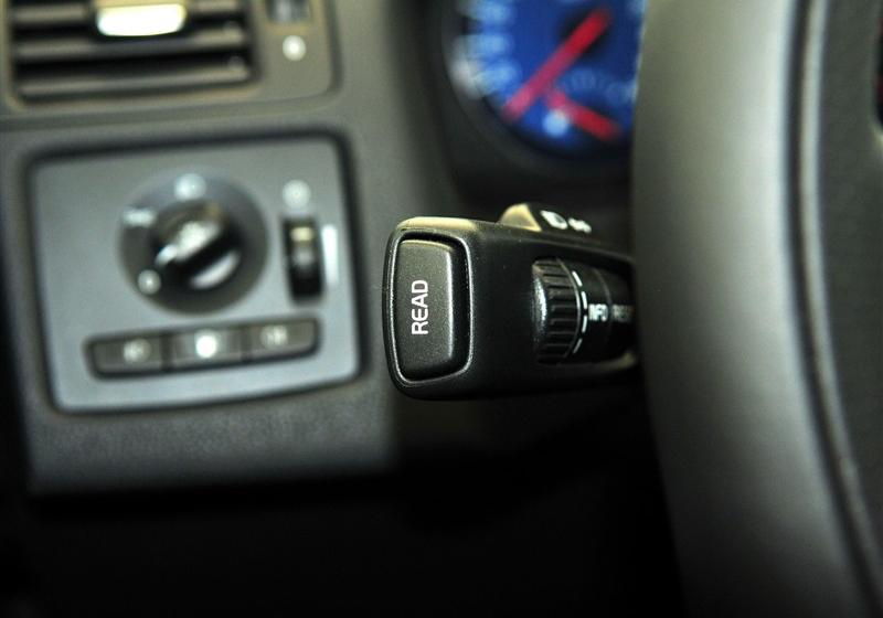 沃爾沃(進(jìn)口) 沃爾沃C30 2011款 2.0 R-Design