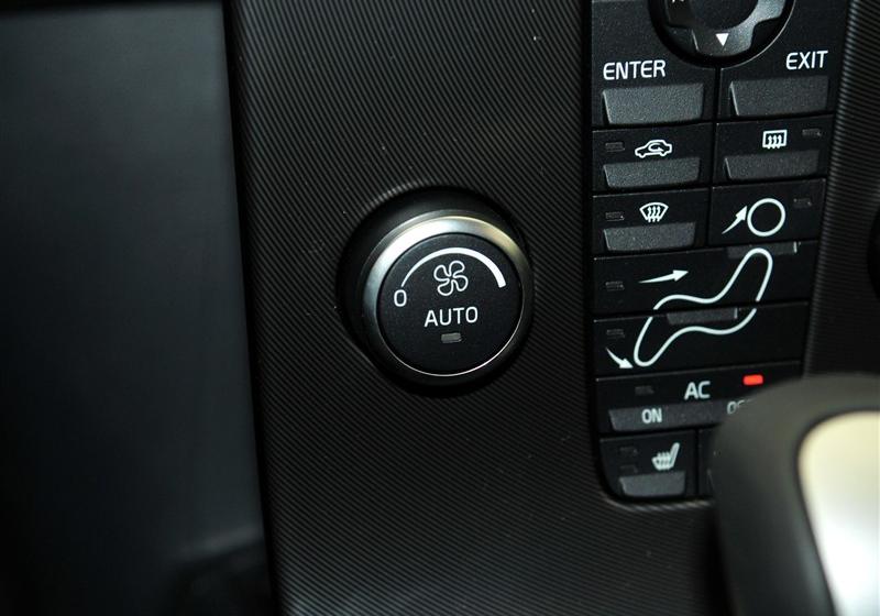 沃爾沃(進口) 沃爾沃C30 2011款 2.0 R-Design