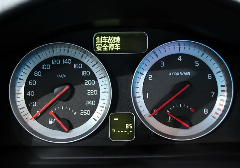 沃爾沃(進口) 沃爾沃C70 2010款 2.5 T5