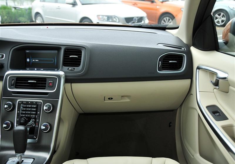 沃爾沃(進(jìn)口) 沃爾沃S60 2012款 1.6T DRIVe 舒適版