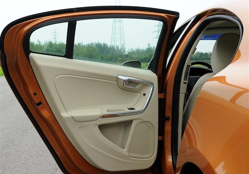 沃爾沃(進口) 沃爾沃S60 2012款 1.6T DRIVe 智雅版