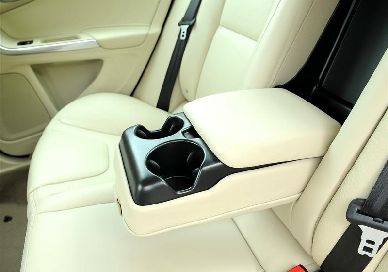 沃爾沃(進口) 沃爾沃S60 2012款 1.6T DRIVe 智雅版