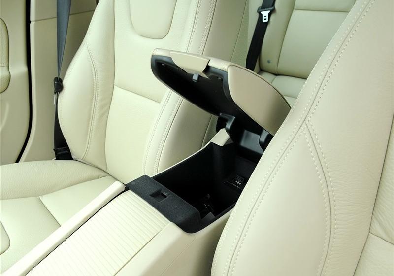 沃爾沃(進口) 沃爾沃S60 2012款 1.6T DRIVe 智雅版