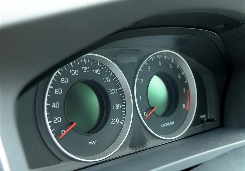 沃爾沃(進(jìn)口) 沃爾沃S60 2012款 1.6T DRIVe 智雅版