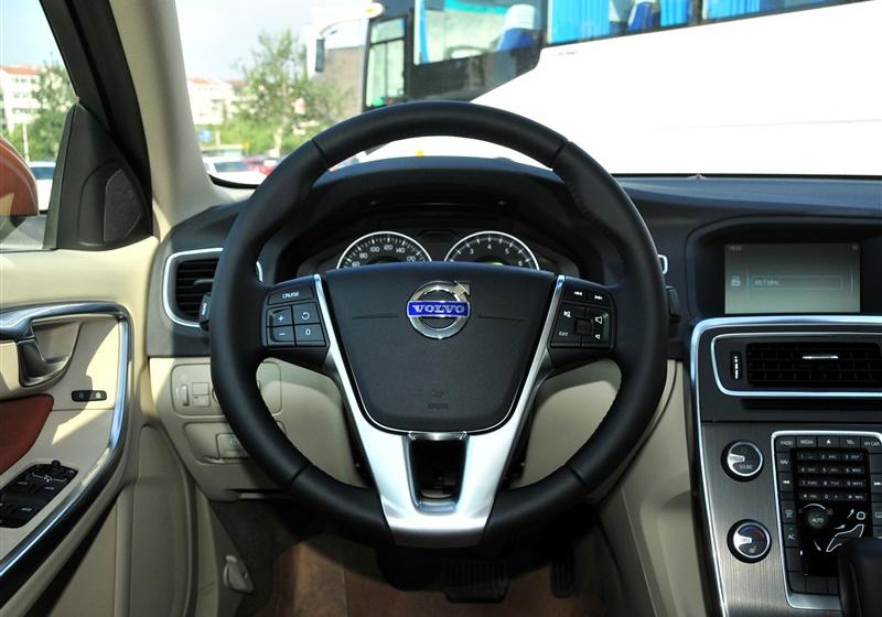 沃爾沃(進(jìn)口) 沃爾沃S60 2012款 1.6T DRIVe 智雅版