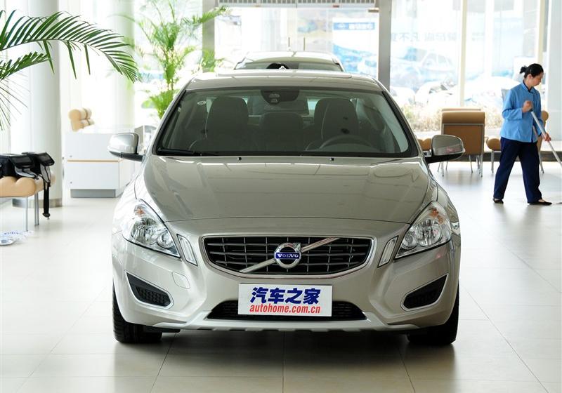 沃爾沃(進(jìn)口) 沃爾沃S60 2011款 2.0T 智尚版