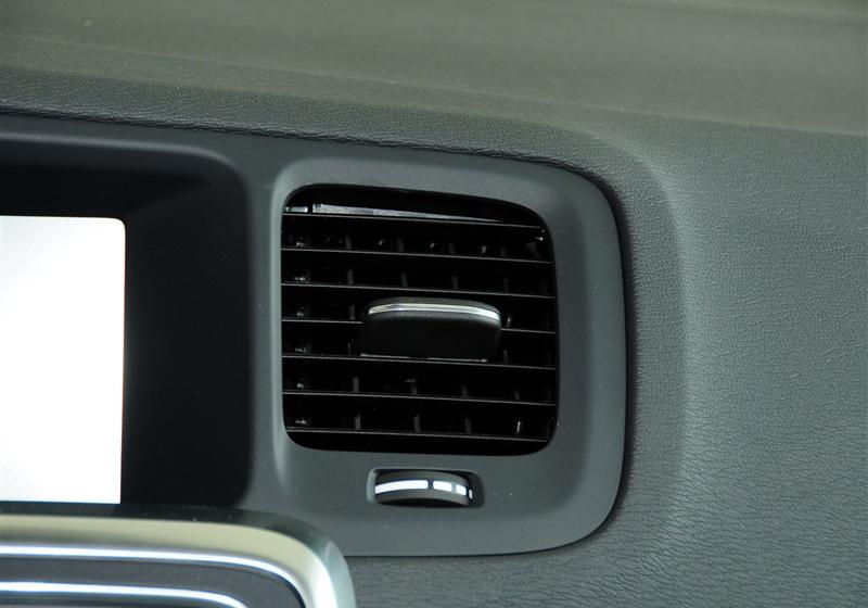 沃爾沃(進口) 沃爾沃S60 2011款 2.0T 智尚版