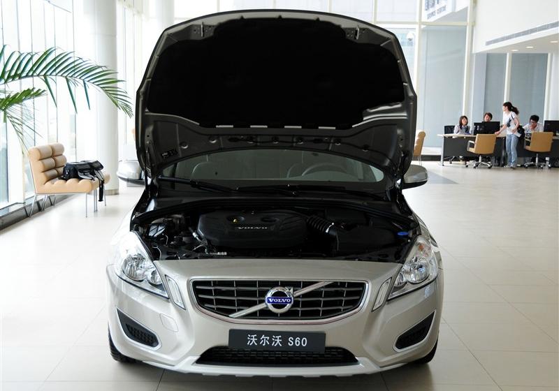 沃爾沃(進口) 沃爾沃S60 2011款 2.0T 智尚版