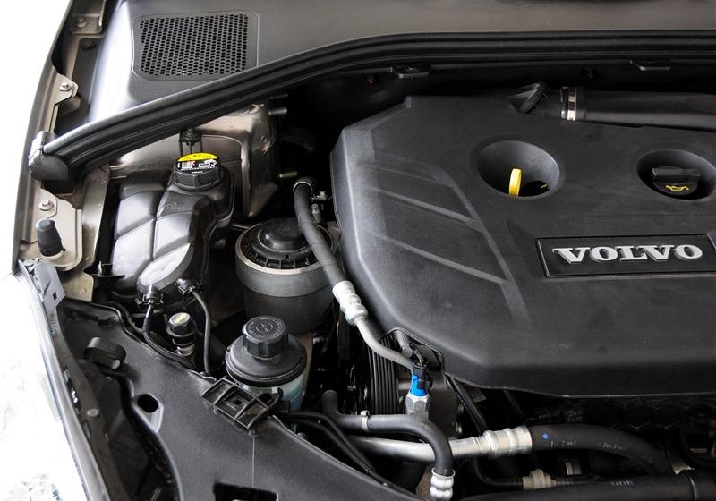 沃爾沃(進(jìn)口) 沃爾沃S60 2011款 2.0T 智尚版