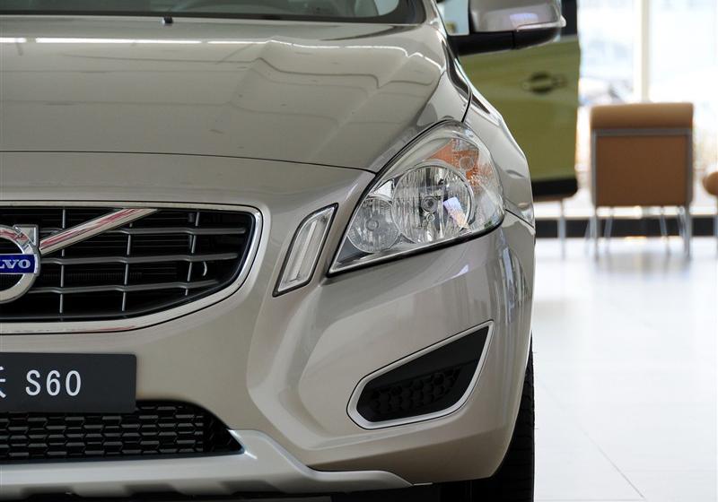 沃爾沃(進口) 沃爾沃S60 2011款 2.0T 智尚版