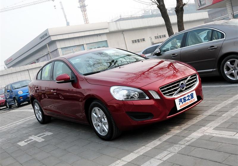 沃爾沃(進口) 沃爾沃S60 2011款 2.0T 舒適版