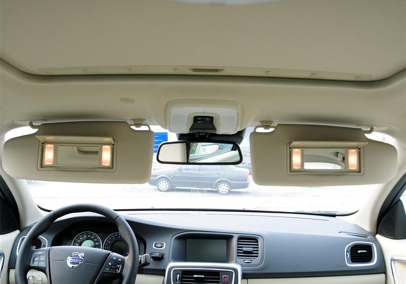 沃爾沃(進口) 沃爾沃S60 2011款 2.0T 舒適版