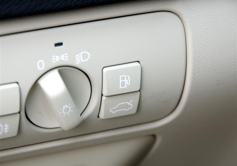 沃爾沃(進(jìn)口) 沃爾沃S60 2011款 2.0T 舒適版