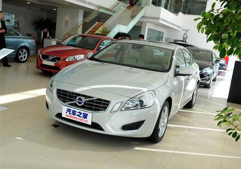 沃爾沃(進口) 沃爾沃S60 2011款 2.0T 智雅版
