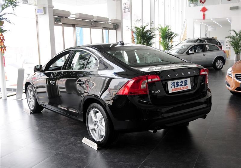 沃爾沃(進(jìn)口) 沃爾沃S60 2011款 2.0T 智雅版