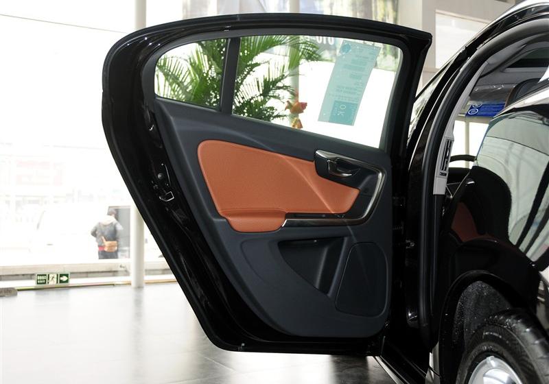 沃爾沃(進口) 沃爾沃S60 2011款 2.0T 智雅版