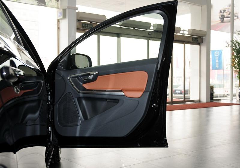 沃爾沃(進口) 沃爾沃S60 2011款 2.0T 智雅版