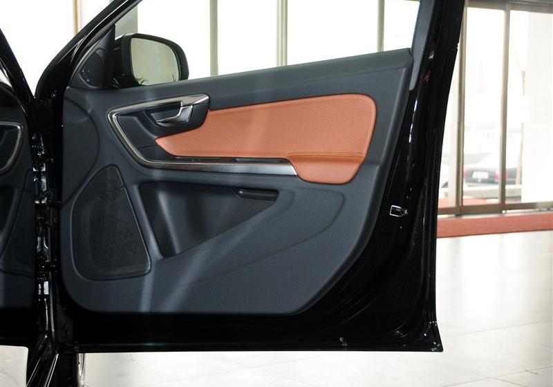 沃爾沃(進口) 沃爾沃S60 2011款 2.0T 智雅版