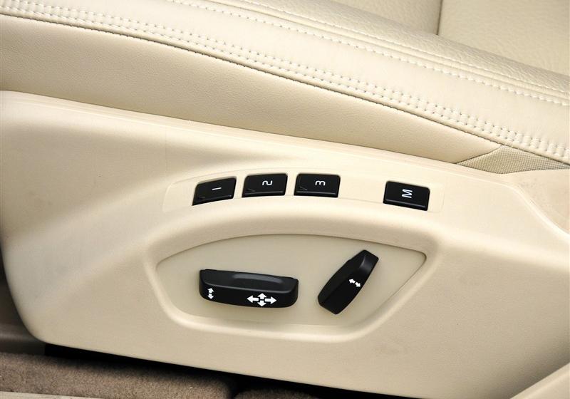 沃爾沃(進(jìn)口) 沃爾沃S60 2011款 2.0T 智雅版