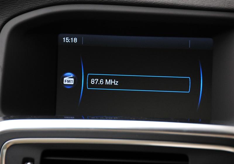 沃爾沃(進(jìn)口) 沃爾沃S60 2011款 2.0T 智雅版