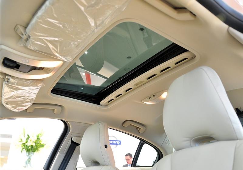 沃爾沃(進口) 沃爾沃S60 2011款 2.0T 智尊版